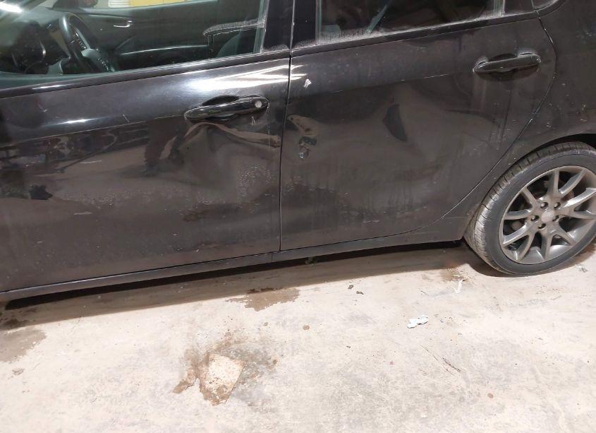 Photo 6 of 2013 Dodge Dart SXT (VIN 1C3CDFBA6DD332876)