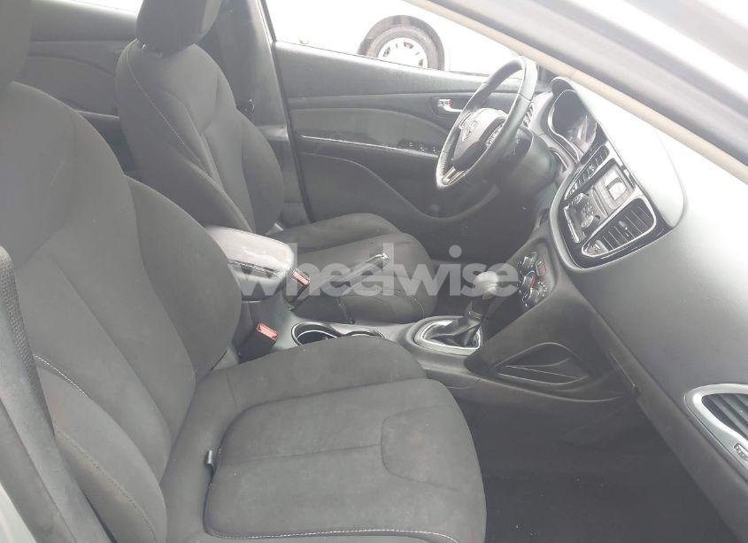 Photo 5 of 2013 Dodge Dart SXT (VIN 1C3CDFBA8DD301645)