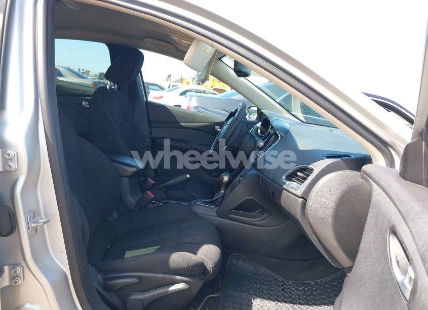 Photo 5 of 2013 Dodge Dart SXT (VIN 1C3CDFBA8DD309339)