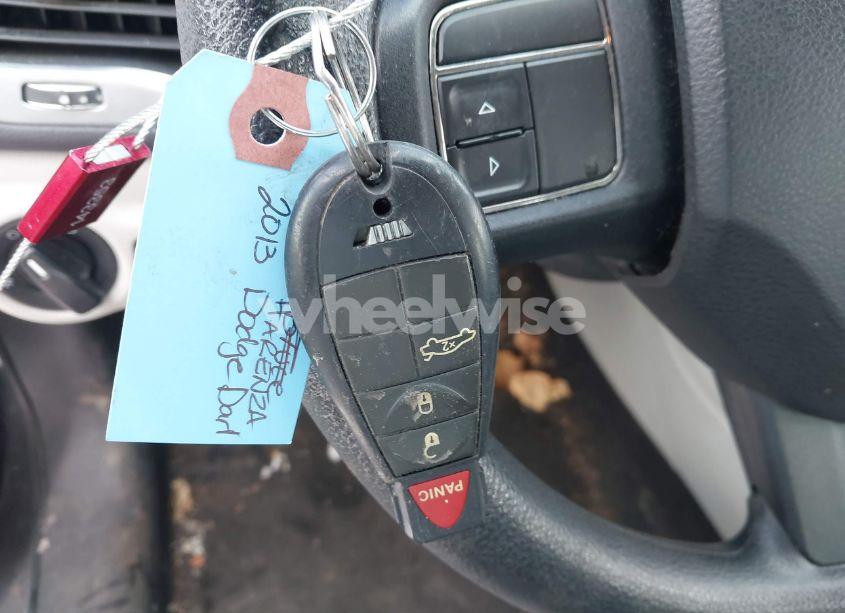 Photo 11 of 2013 Dodge Dart SXT (VIN 1C3CDFBAXDD195389)