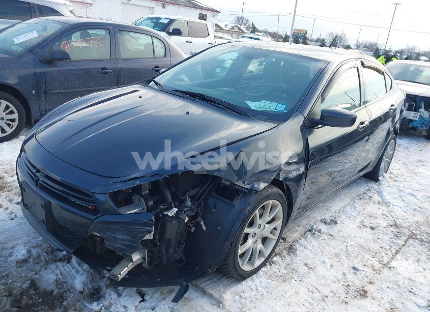 Photo 2 of 2013 Dodge Dart SXT (VIN 1C3CDFBAXDD195389)