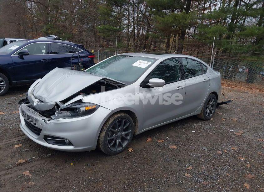 Photo 2 of 2013 Dodge Dart SXT (VIN 1C3CDFBAXDD322030)