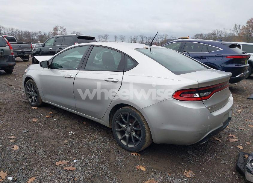 Photo 3 of 2013 Dodge Dart SXT (VIN 1C3CDFBAXDD322030)