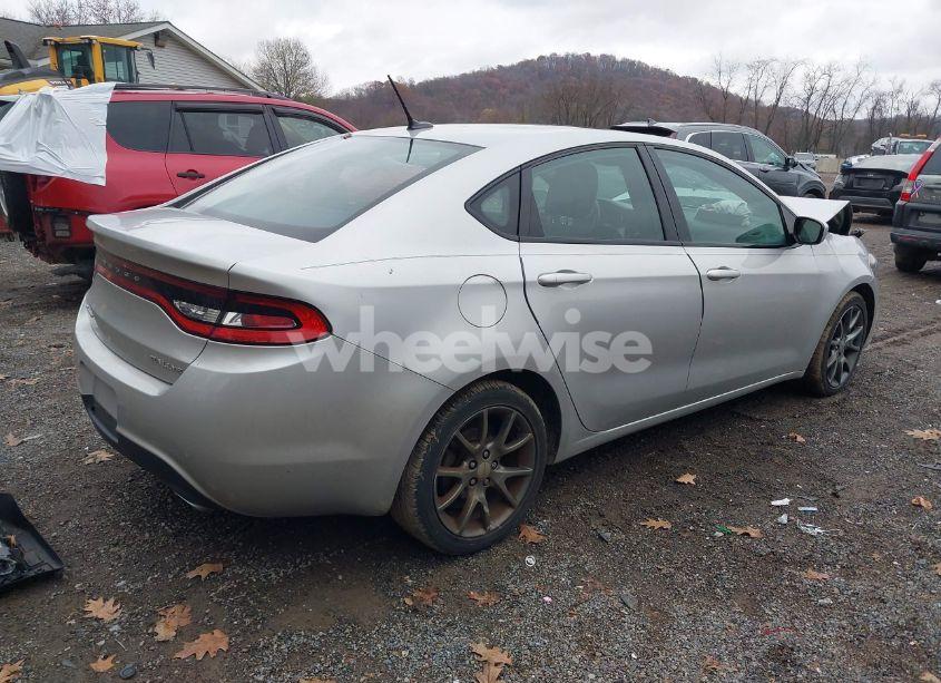 Photo 4 of 2013 Dodge Dart SXT (VIN 1C3CDFBAXDD322030)