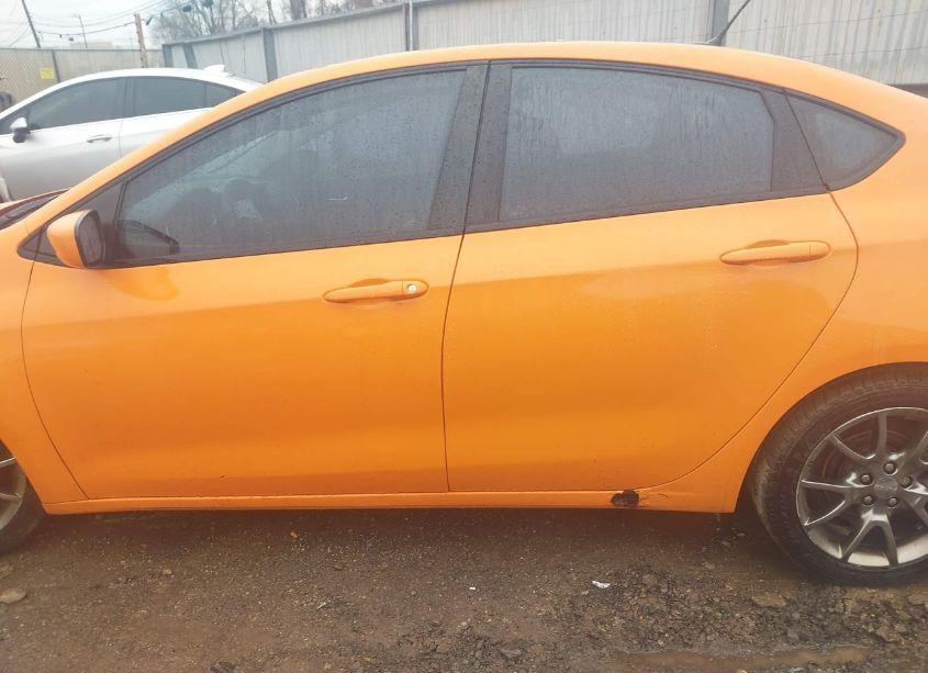 Photo 14 of 2013 Dodge Dart SXT (VIN 1C3CDFBAXDD331746)