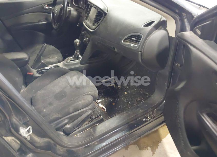 Photo 5 of 2013 Dodge Dart SXT (VIN 1C3CDFBAXDD332685)