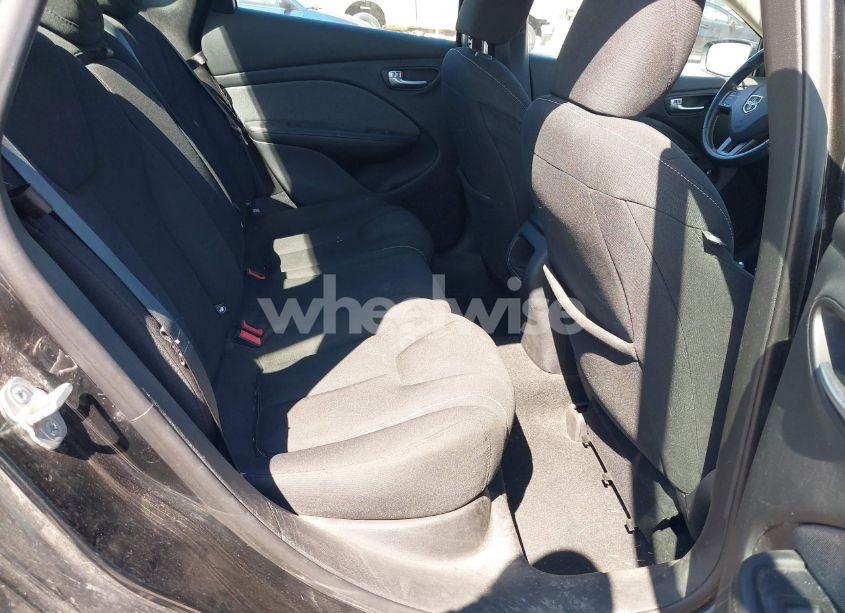 Photo 8 of 2013 Dodge Dart SXT (VIN 1C3CDFBAXDD334761)