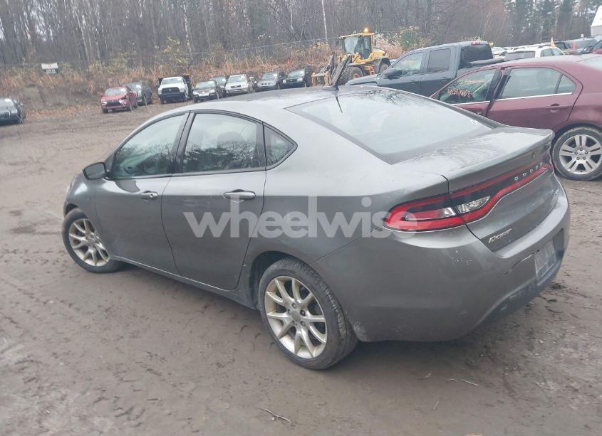 Photo 3 of 2013 Dodge Dart SXT (VIN 1C3CDFBAXDD342634)