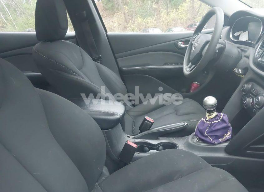 Photo 5 of 2013 Dodge Dart SXT (VIN 1C3CDFBAXDD342634)