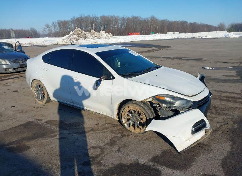 2015 Dodge Dart SXT (VIN 1C3CDFBB0FD131972) main photo