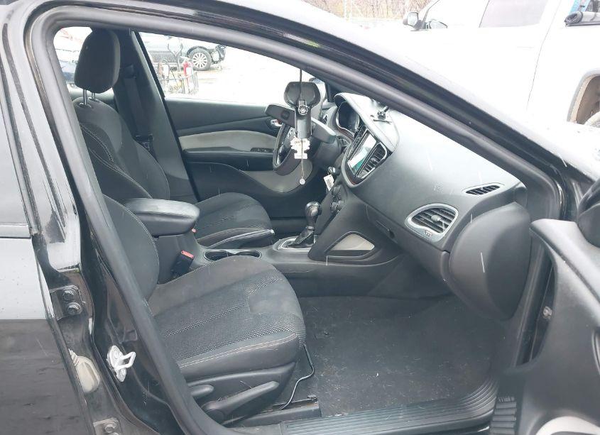 Photo 5 of 2016 Dodge Dart SXT (VIN 1C3CDFBB0GD529586)