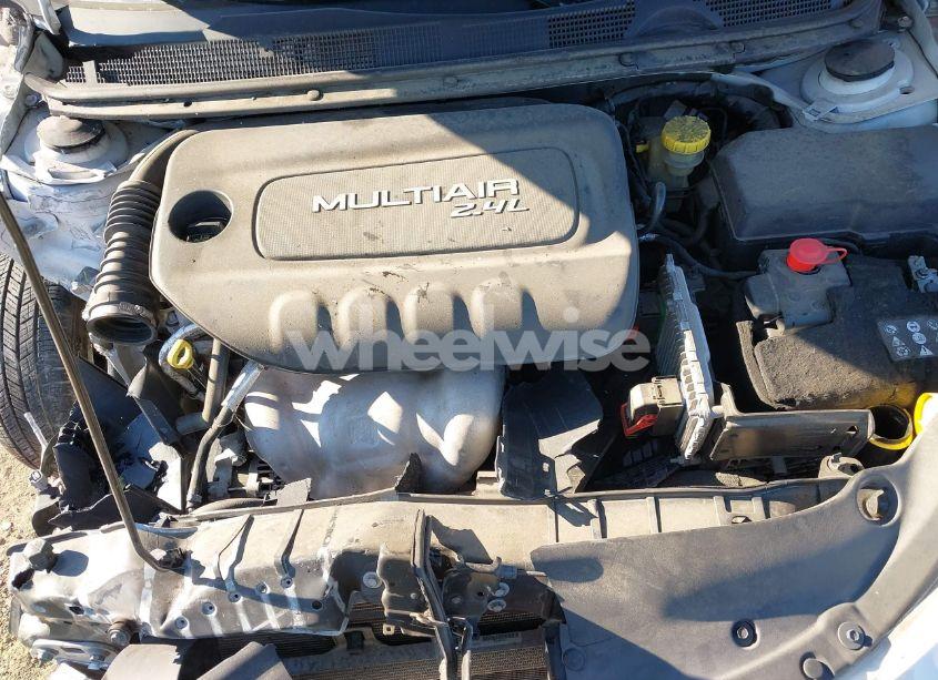 Photo 10 of 2016 Dodge Dart SXT (VIN 1C3CDFBB0GD544122)