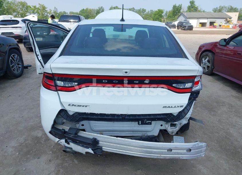 Photo 6 of 2015 Dodge Dart SXT (VIN 1C3CDFBB1FD141636)