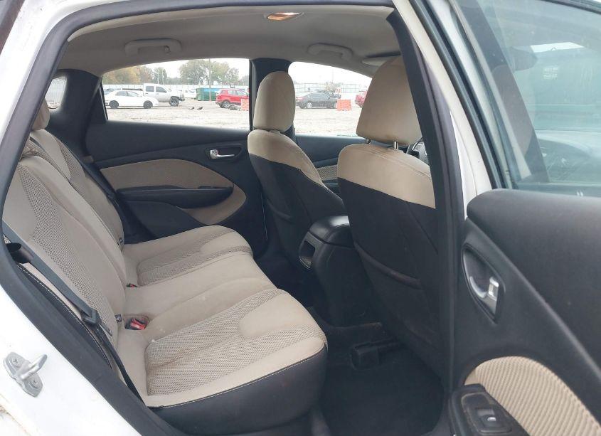 Photo 8 of 2015 Dodge Dart SXT (VIN 1C3CDFBB1FD275417)