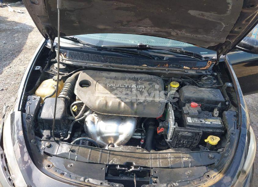 Photo 10 of 2015 Dodge Dart SXT (VIN 1C3CDFBB1FD300509)