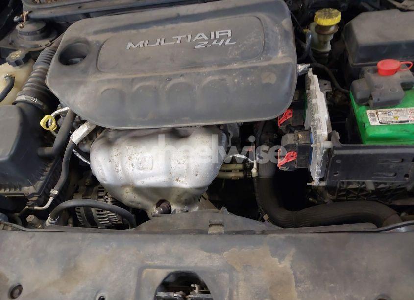 Photo 10 of 2015 Dodge Dart SXT (VIN 1C3CDFBB1FD337317)