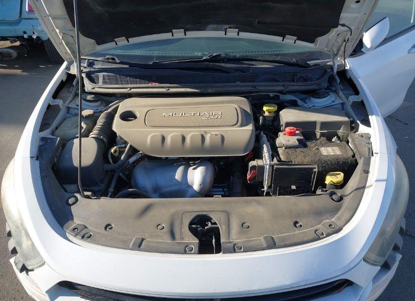 Photo 10 of 2015 Dodge Dart SXT (VIN 1C3CDFBB1FD351170)