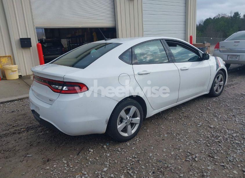 Photo 4 of 2015 Dodge Dart SXT (VIN 1C3CDFBB1FD352318)