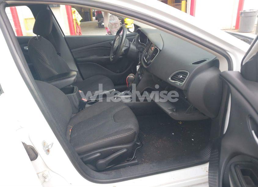 Photo 5 of 2015 Dodge Dart SXT (VIN 1C3CDFBB1FD352318)