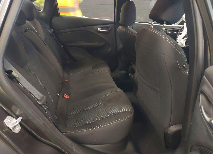 Photo 8 of 2016 Dodge Dart SXT (VIN 1C3CDFBB1GD538278)