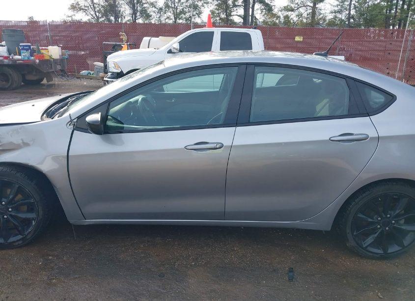 Photo 14 of 2016 Dodge Dart SXT (VIN 1C3CDFBB1GD729022)