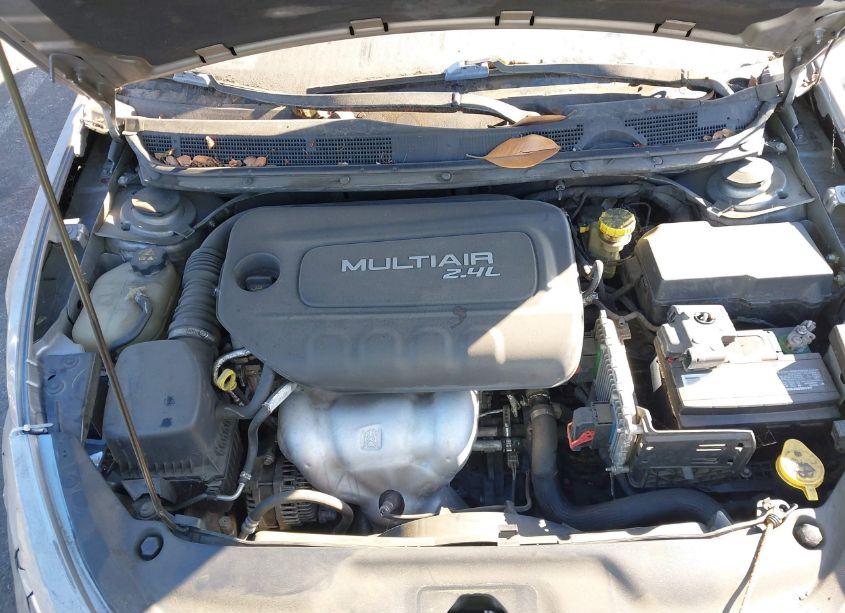 Photo 10 of 2016 Dodge Dart SXT (VIN 1C3CDFBB1GD769827)