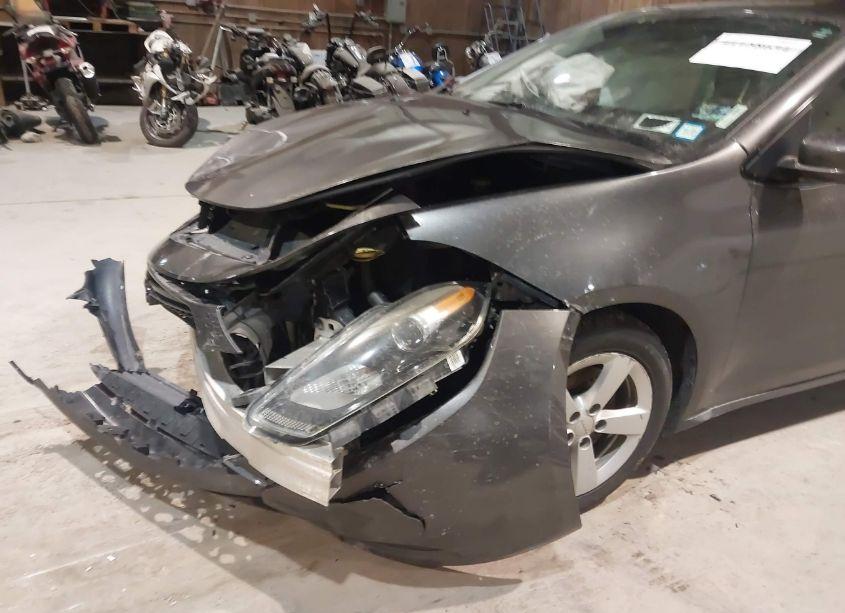 Photo 14 of 2015 Dodge Dart SXT (VIN 1C3CDFBB2FD140446)