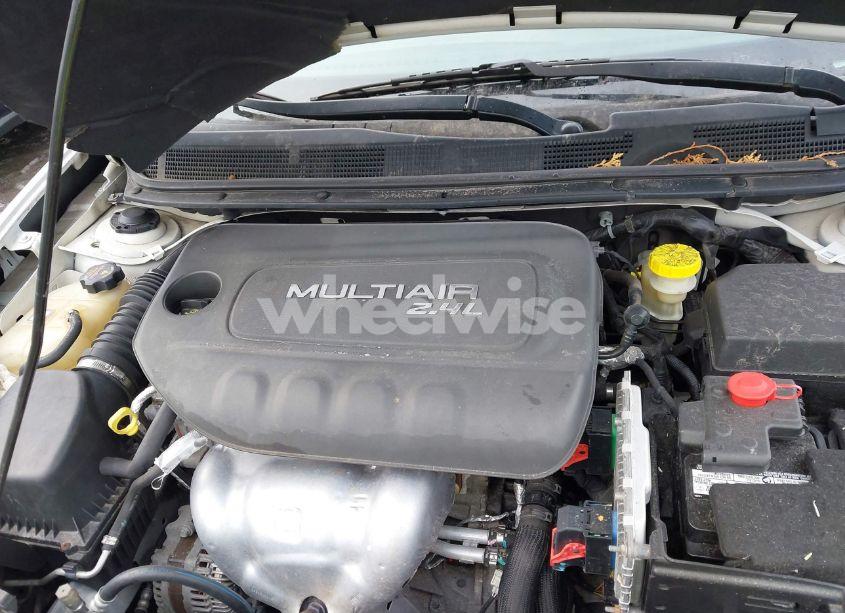 Photo 10 of 2015 Dodge Dart SXT (VIN 1C3CDFBB2FD173172)