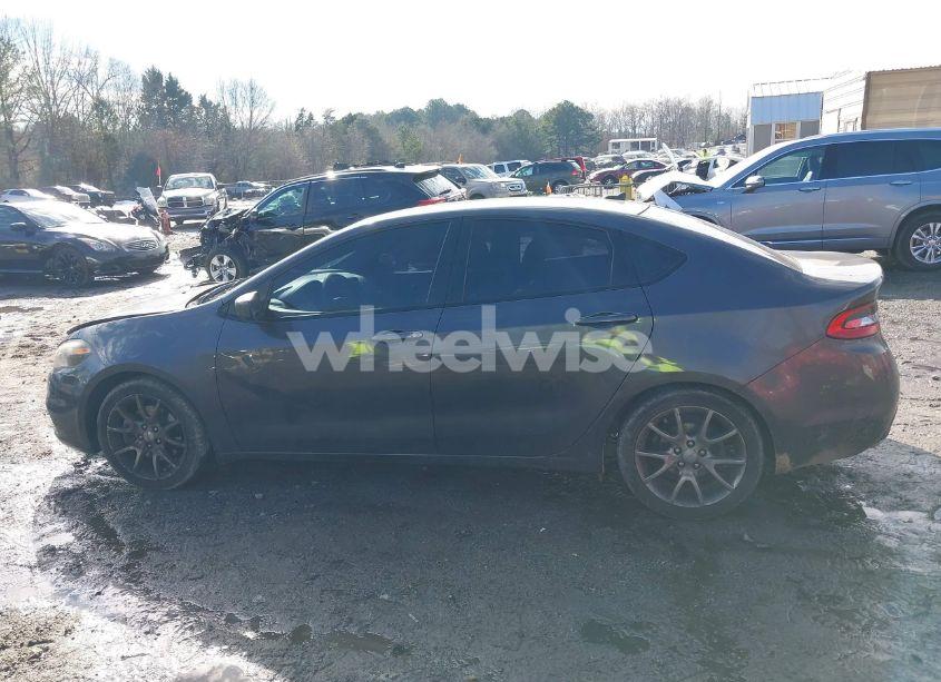 Photo 14 of 2015 Dodge Dart SXT (VIN 1C3CDFBB2FD174287)