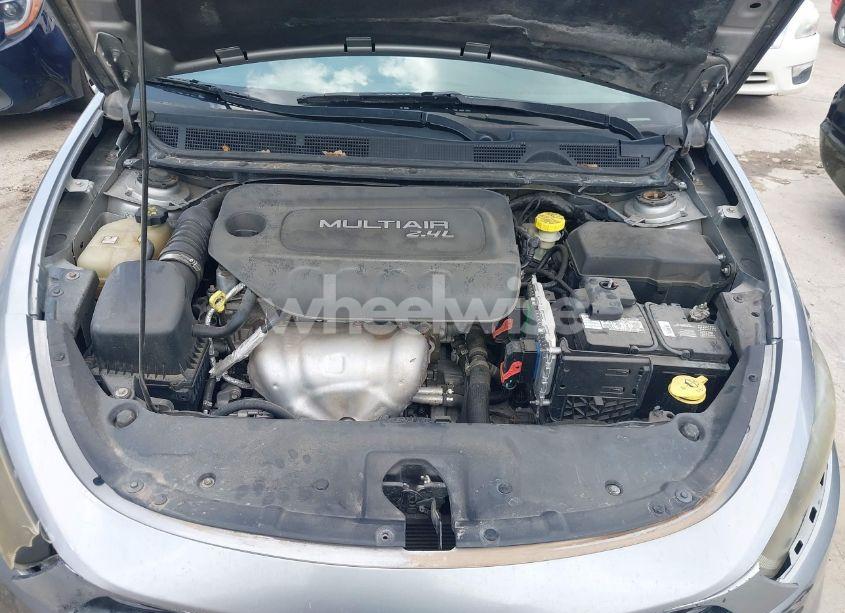 Photo 10 of 2015 Dodge Dart SXT (VIN 1C3CDFBB2FD181563)