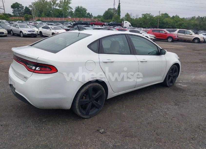 Photo 4 of 2015 Dodge Dart SXT (VIN 1C3CDFBB2FD204761)