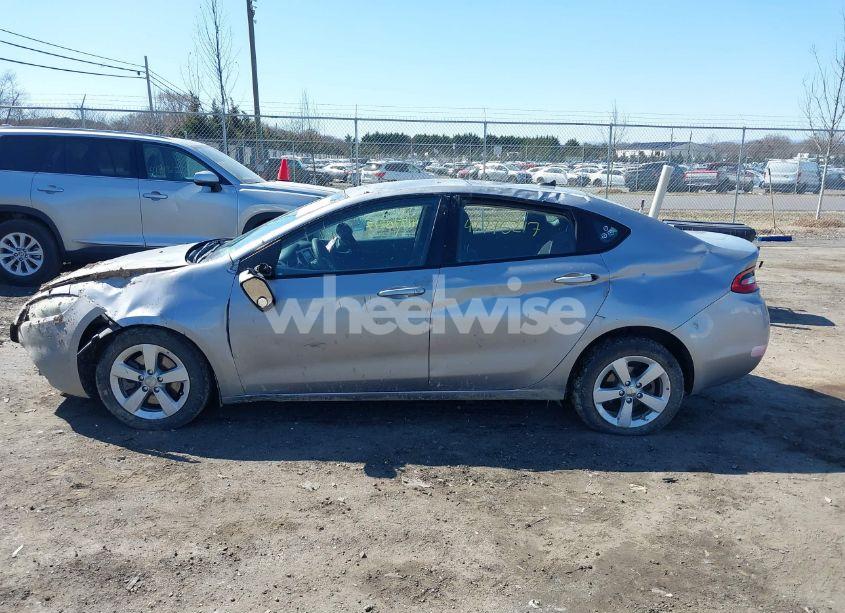 Photo 14 of 2015 Dodge Dart SXT (VIN 1C3CDFBB2FD309722)