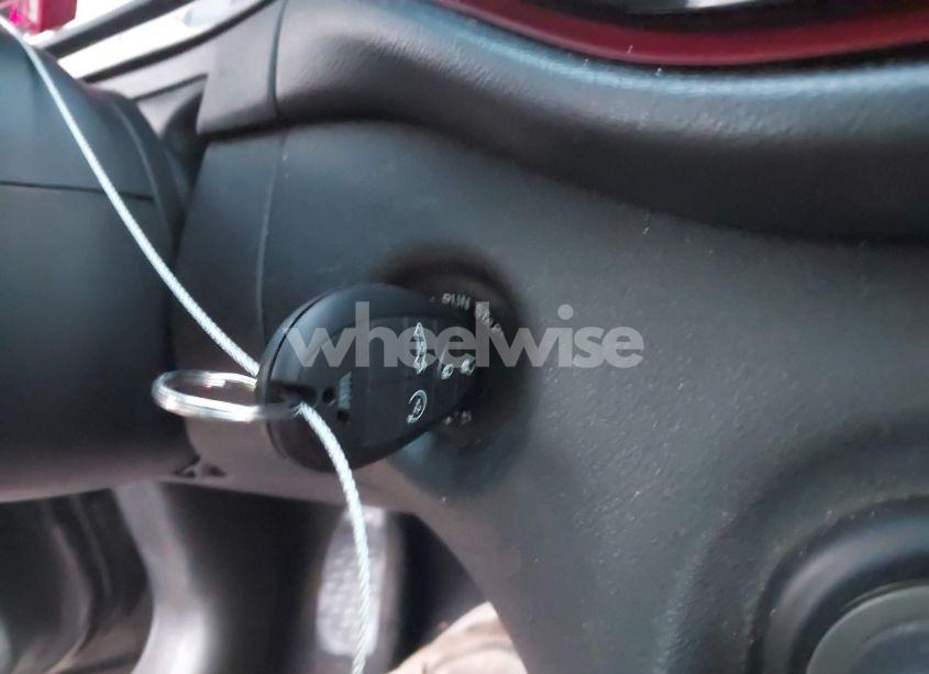 Photo 11 of 2016 Dodge Dart SXT (VIN 1C3CDFBB2GD508304)