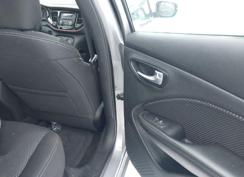 Photo 8 of 2016 Dodge Dart SXT (VIN 1C3CDFBB2GD623579)