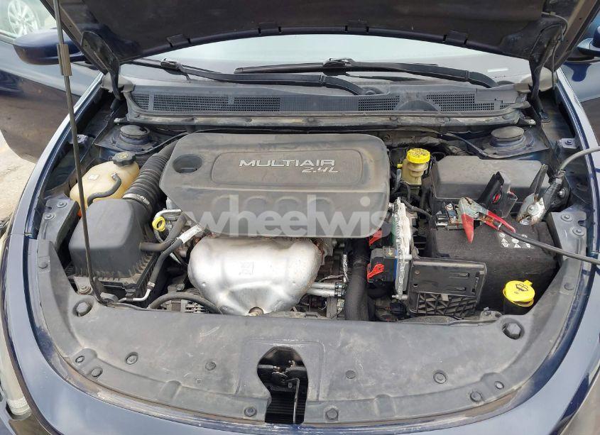 Photo 10 of 2016 Dodge Dart SXT (VIN 1C3CDFBB2GD644738)