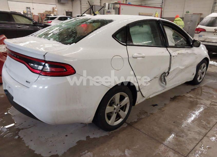 Photo 4 of 2015 Dodge Dart SXT (VIN 1C3CDFBB3FD105088)