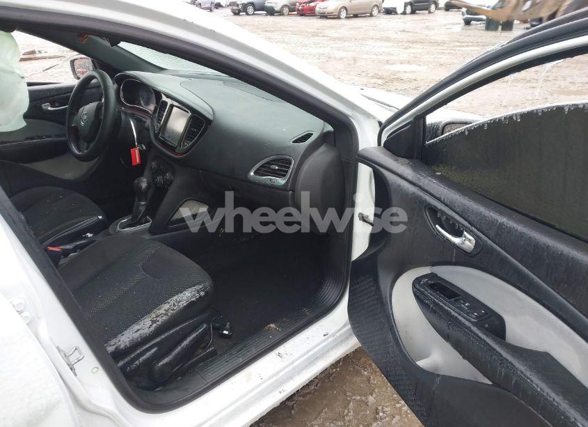 Photo 5 of 2015 Dodge Dart SXT (VIN 1C3CDFBB3FD112039)