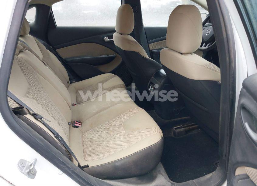 Photo 8 of 2015 Dodge Dart SXT (VIN 1C3CDFBB3FD281686)