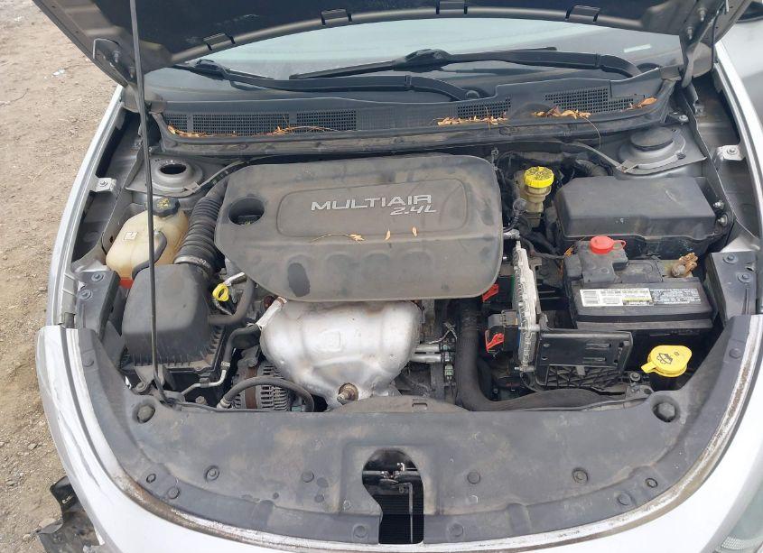 Photo 10 of 2015 Dodge Dart SXT (VIN 1C3CDFBB3FD306506)