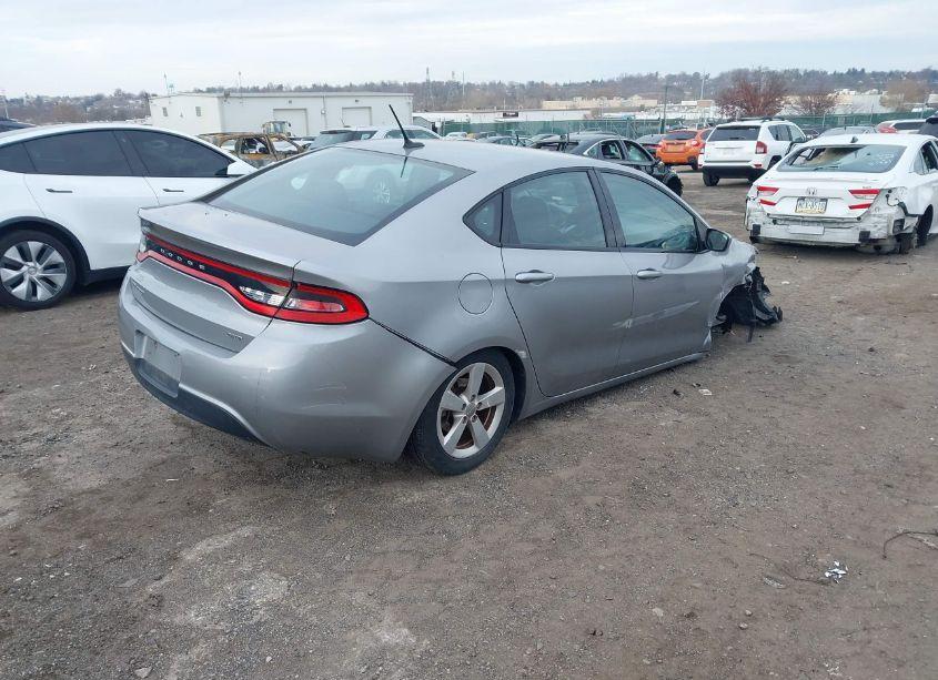 Photo 4 of 2015 Dodge Dart SXT (VIN 1C3CDFBB3FD306506)