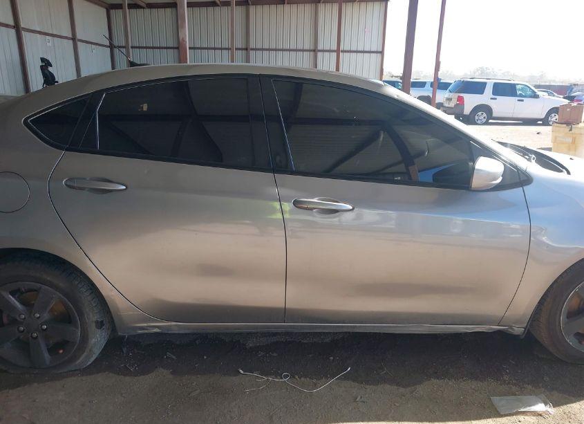 Photo 13 of 2016 Dodge Dart SXT (VIN 1C3CDFBB3GD550996)