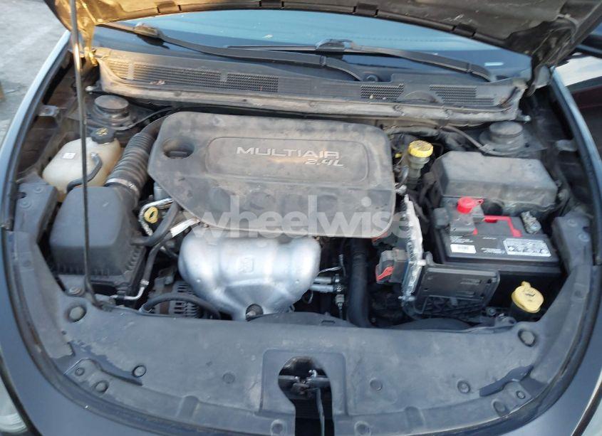 Photo 10 of 2016 Dodge Dart SXT (VIN 1C3CDFBB3GD623669)