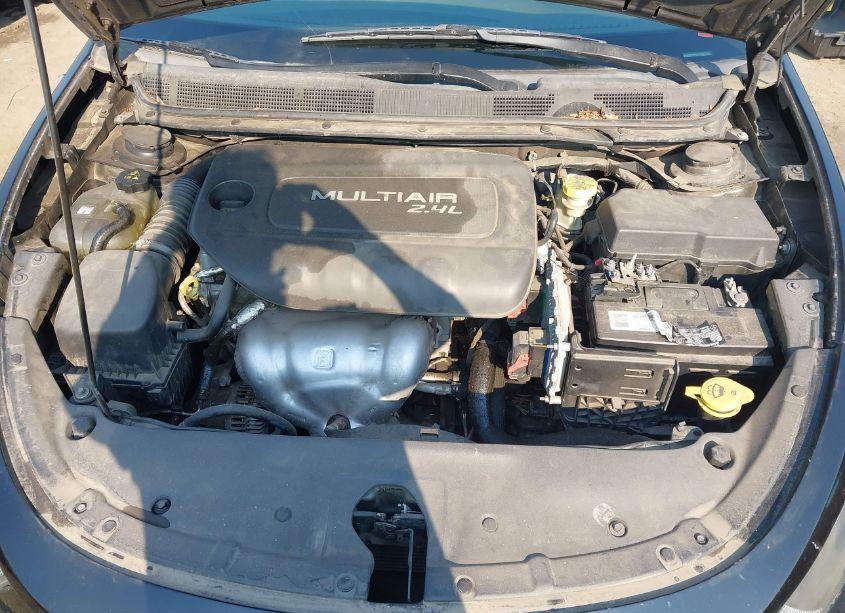 Photo 10 of 2016 Dodge Dart SXT (VIN 1C3CDFBB3GD661368)