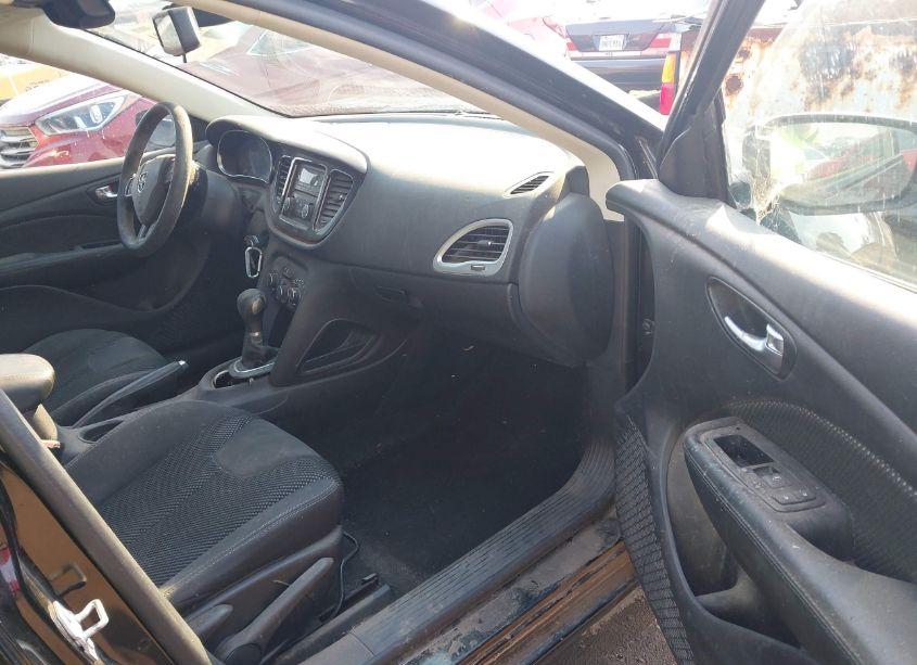 Photo 5 of 2016 Dodge Dart SXT (VIN 1C3CDFBB3GD661368)