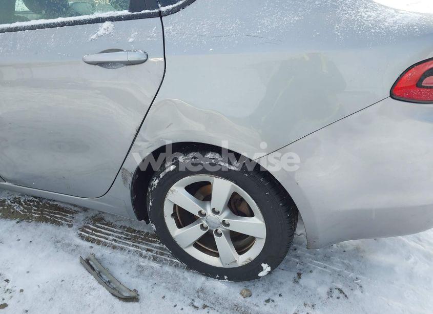 Photo 12 of 2015 Dodge Dart SXT (VIN 1C3CDFBB4FD132199)