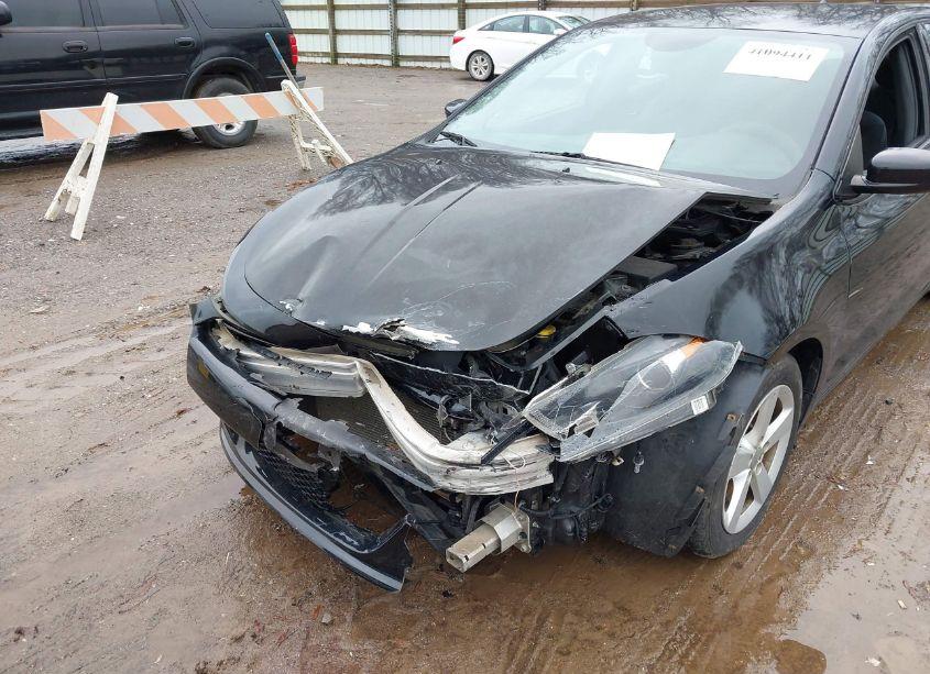 Photo 6 of 2015 Dodge Dart SXT (VIN 1C3CDFBB4FD140898)