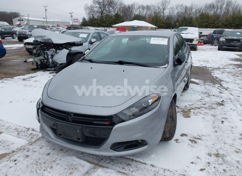 Photo 2 of 2015 Dodge Dart SXT (VIN 1C3CDFBB4FD160312)