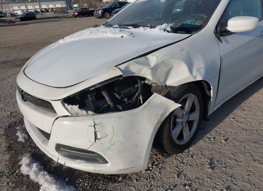 Photo 14 of 2015 Dodge Dart SXT (VIN 1C3CDFBB4FD180074)