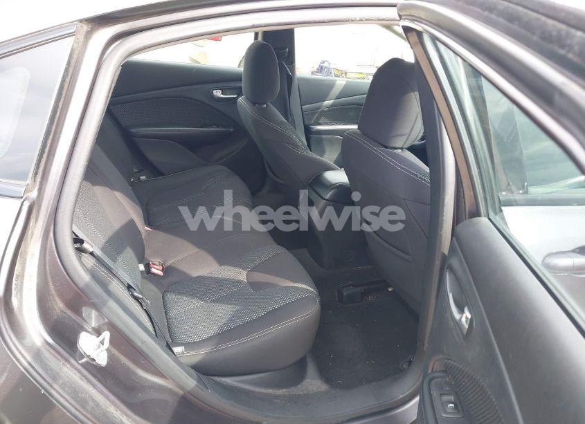 Photo 8 of 2015 Dodge Dart SXT (VIN 1C3CDFBB4FD221576)