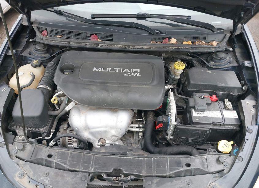 Photo 10 of 2015 Dodge Dart SXT (VIN 1C3CDFBB4FD222470)